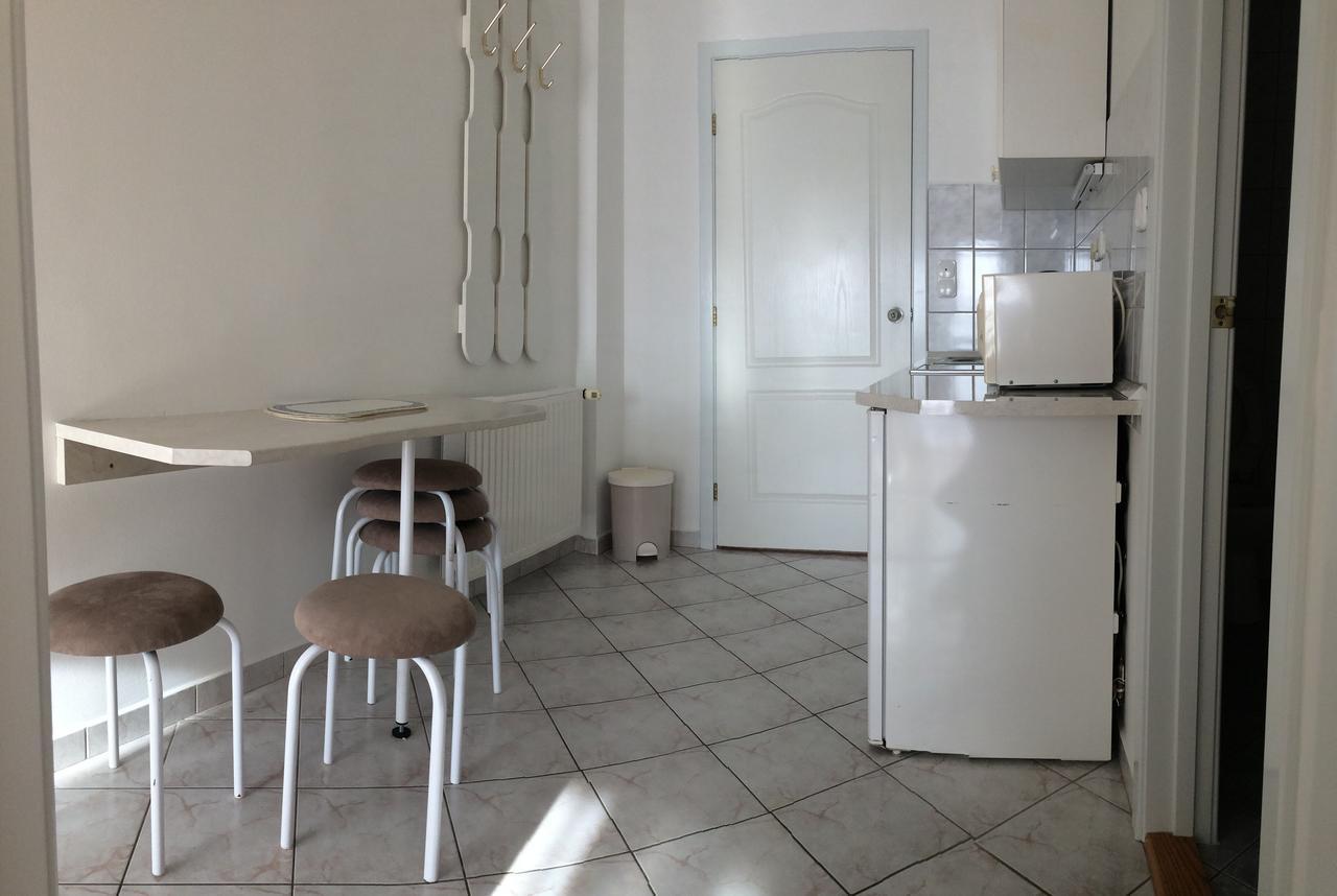 Szaloky Apartmanhaz เจเนชดิแอช ภายนอก รูปภาพ